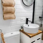 Reformado Y Muy Tranquilo Junto A Puente Romano, 3hab, Aire Acondicionado Y Wifi Apartamento
