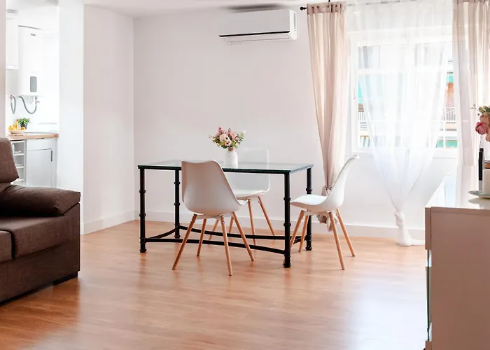 Reformado Y Muy Tranquilo Junto A Puente Romano, 3hab, Aire Acondicionado Y Wifi