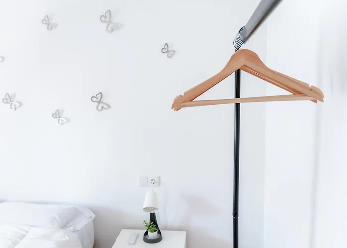 Reformado Y Muy Tranquilo Junto A Puente Romano, 3hab, Aire Acondicionado Y Wifi *