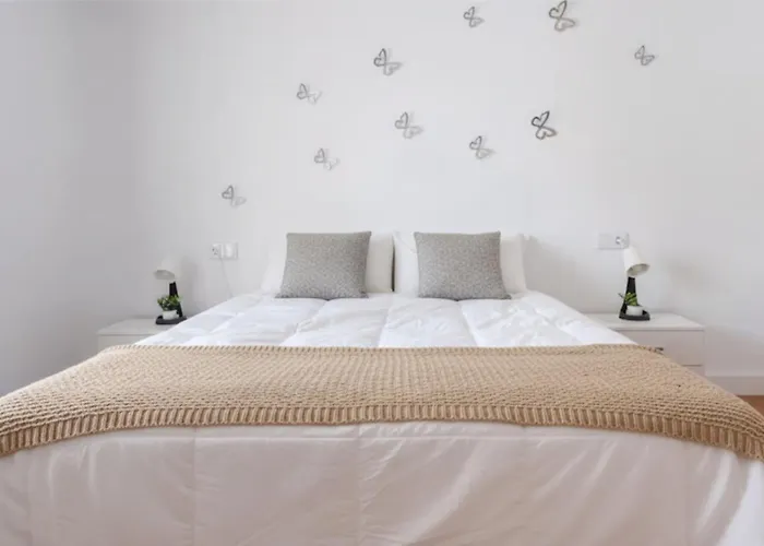 Reformado Y Muy Tranquilo Junto A Puente Romano, 3hab, Aire Acondicionado Y Wifi Appartement