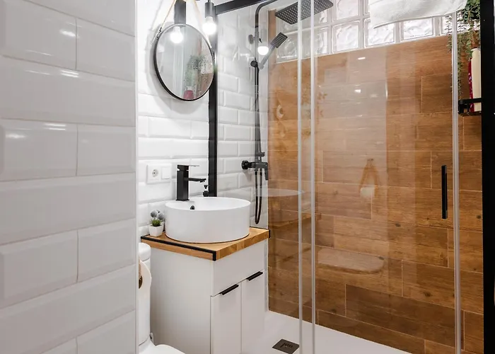 Reformado Y Muy Tranquilo Junto A Puente Romano, 3hab, Aire Acondicionado Y Wifi 公寓 *