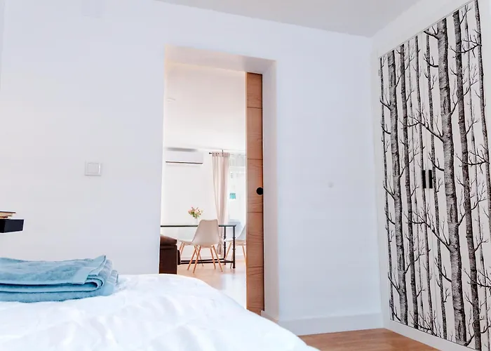 아파트 Reformado Y Muy Tranquilo Junto A Puente Romano, 3hab, Aire Acondicionado Y Wifi