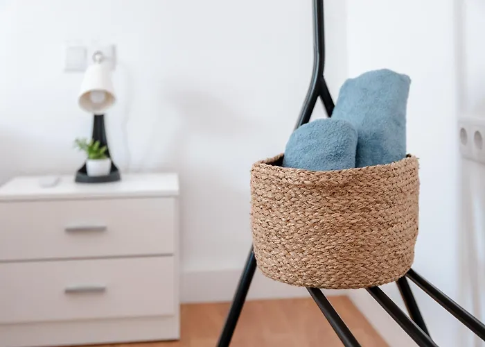 아파트 Reformado Y Muy Tranquilo Junto A Puente Romano, 3hab, Aire Acondicionado Y Wifi *